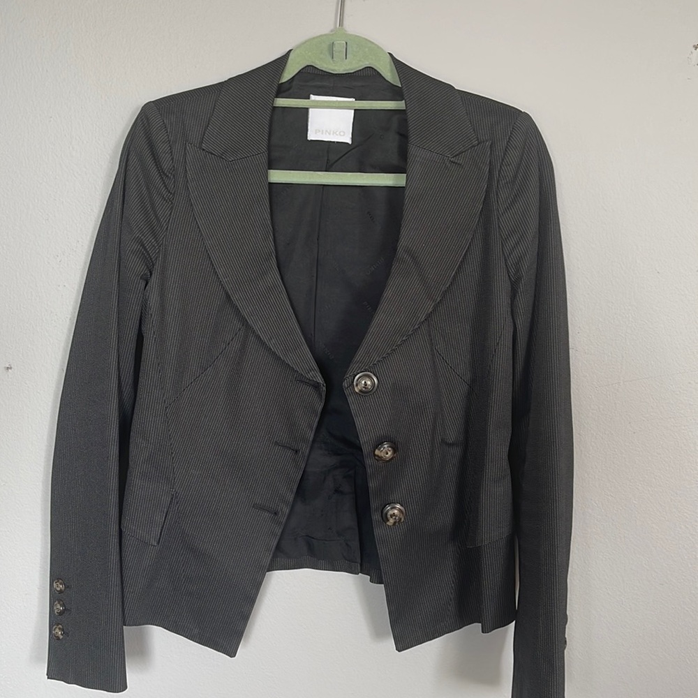 Pinko brand cotton suit three skirt and pants size 4 and gently used.